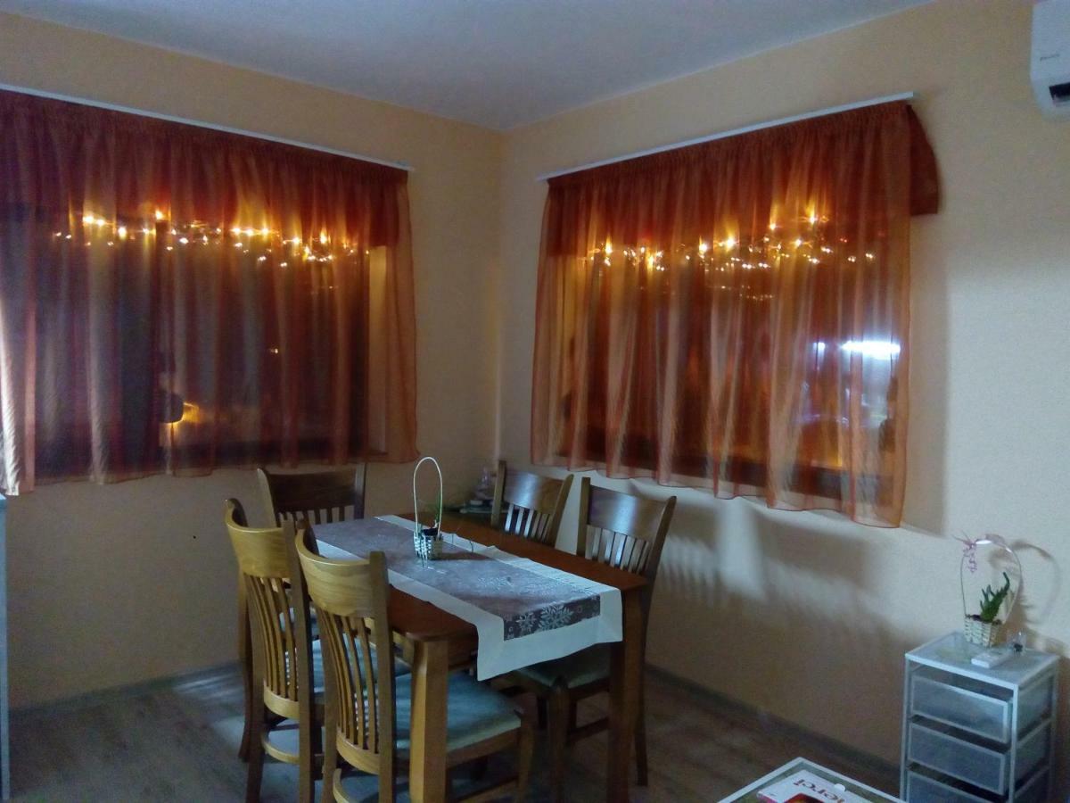 Rose Valley Guest House Kazanlŭk Exterior foto