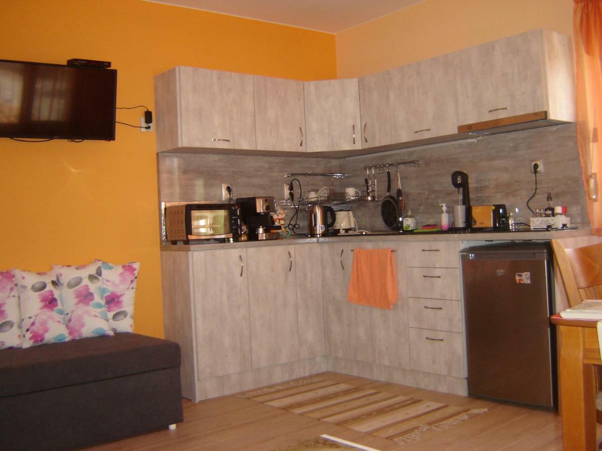 Rose Valley Guest House Kazanlŭk Exterior foto