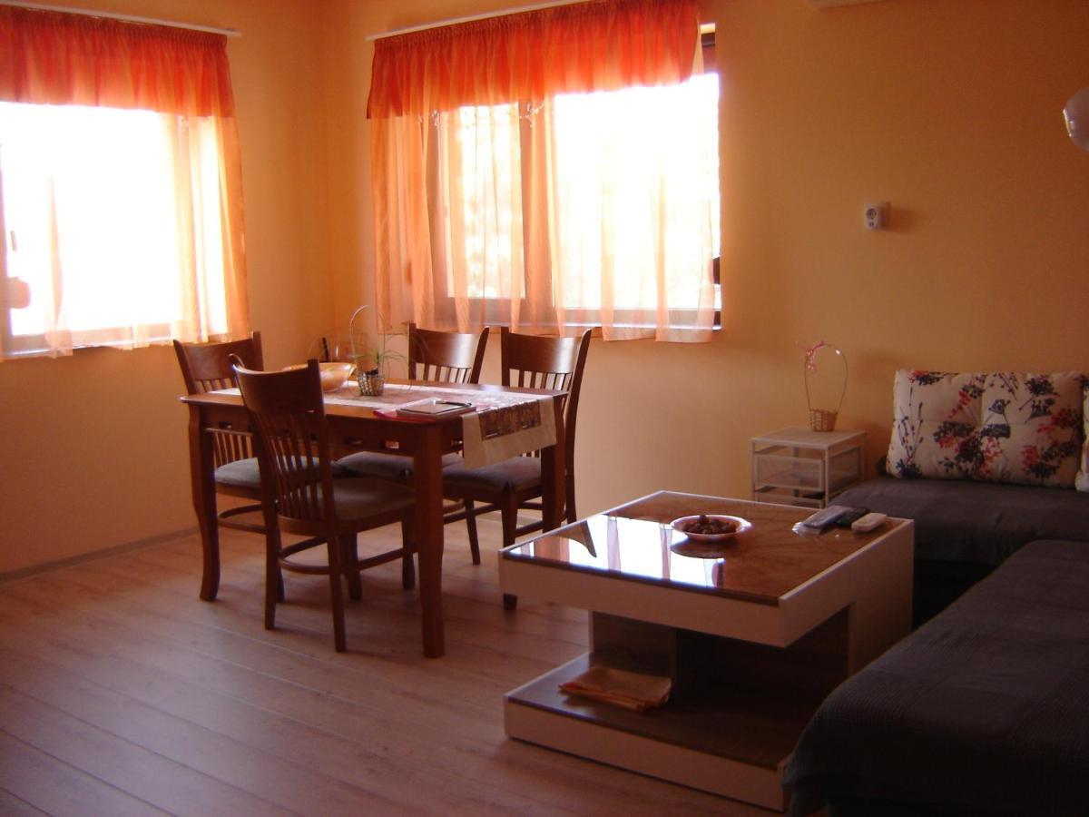 Rose Valley Guest House Kazanlŭk Exterior foto